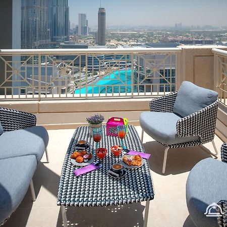 Dream Inn - Apartment With Private Terrace, 29 Boulevard Downtown Дубай Екстериор снимка