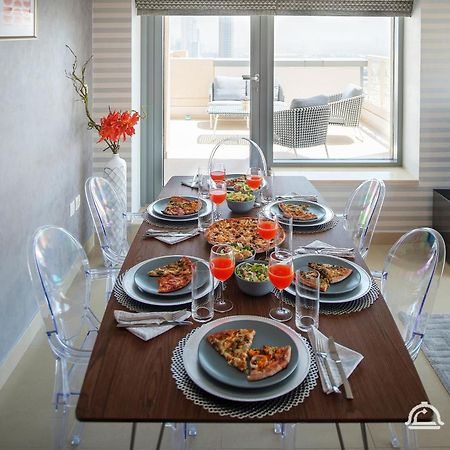 Dream Inn - Apartment With Private Terrace, 29 Boulevard Downtown Дубай Екстериор снимка