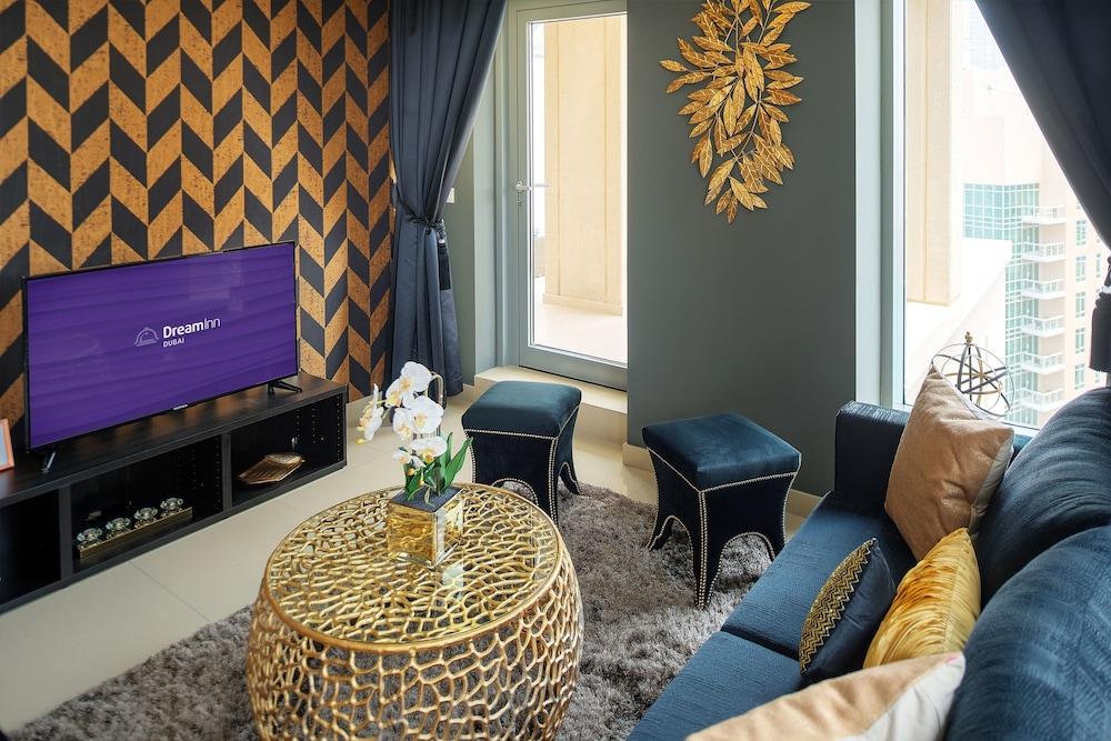 Dream Inn - Apartment With Private Terrace, 29 Boulevard Downtown Дубай Екстериор снимка