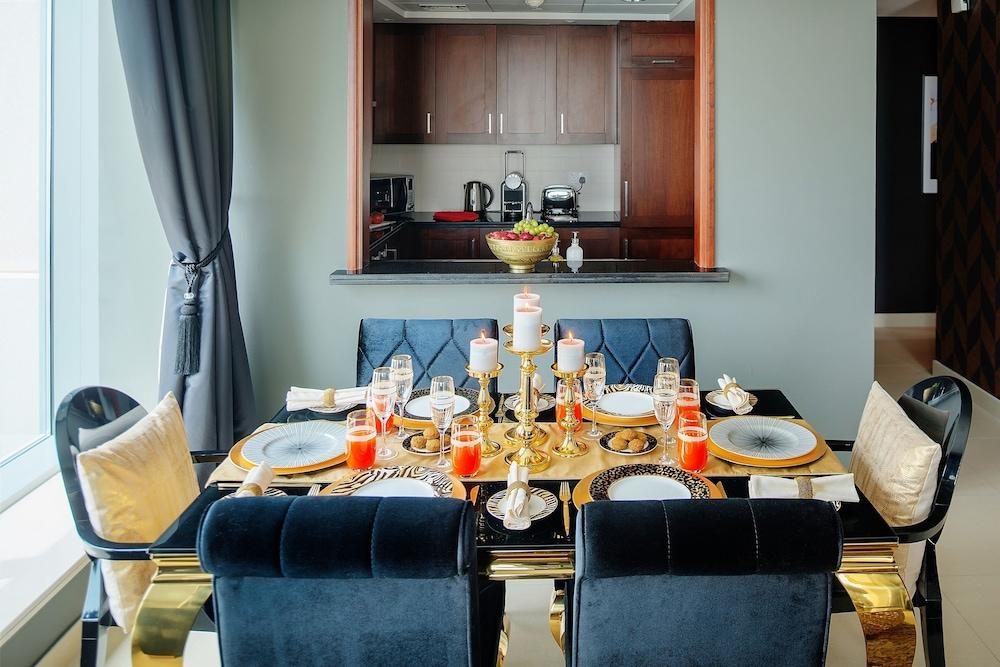 Dream Inn - Apartment With Private Terrace, 29 Boulevard Downtown Дубай Екстериор снимка