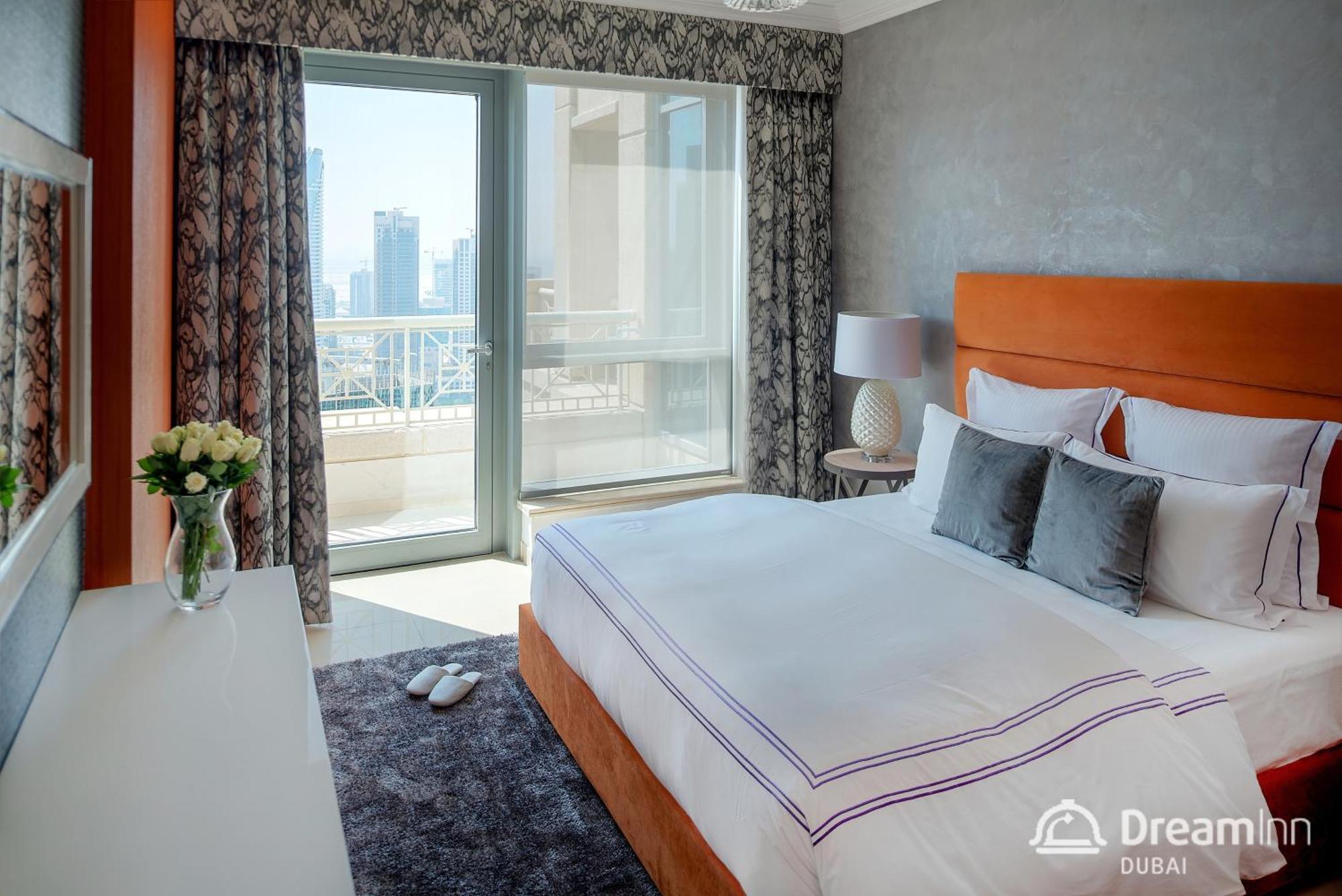 Dream Inn - Apartment With Private Terrace, 29 Boulevard Downtown Дубай Екстериор снимка